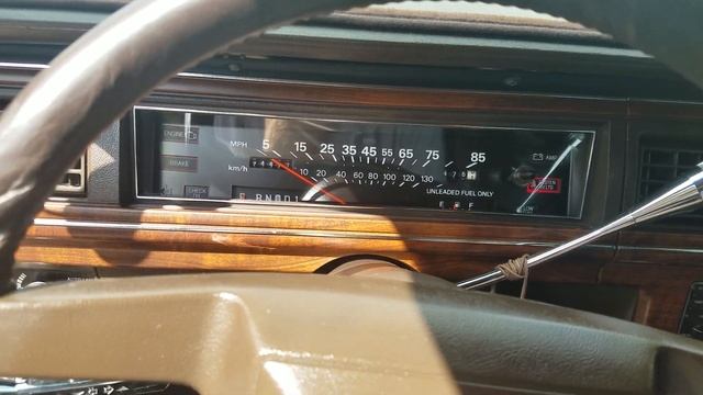 My 1988 Crown Victoria смотреть онлайн