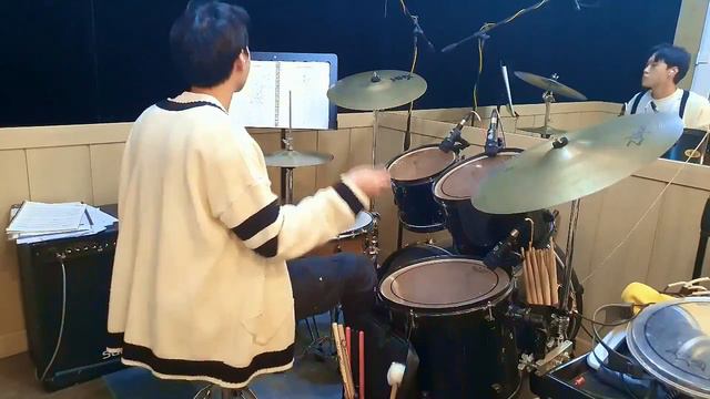 RADWIMPS - カナタハルカ (KANATA HALUKA) [Drum Cover] смотреть онлайн