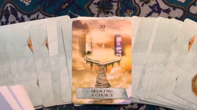 ORACLE CARD OF THE DAY - MAKING A CHOICE смотреть онлайн