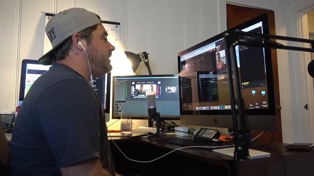 Day in the Life At Jomboy Media | October 4th смотреть онлайн