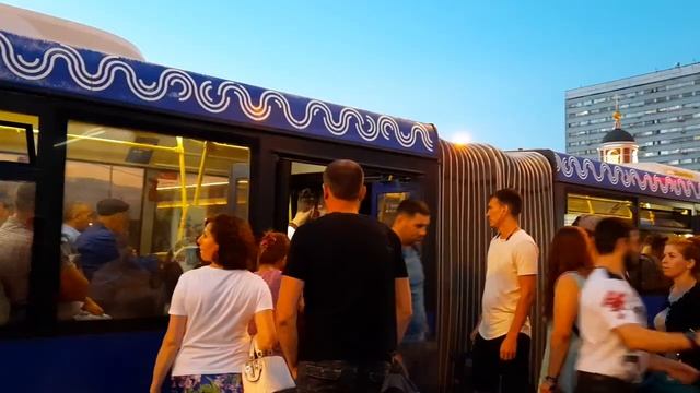 "Вновь на линии после простоя!" Автобус Лиаз-6213.22 (040548) следует по маршруту т63 смотреть онлайн