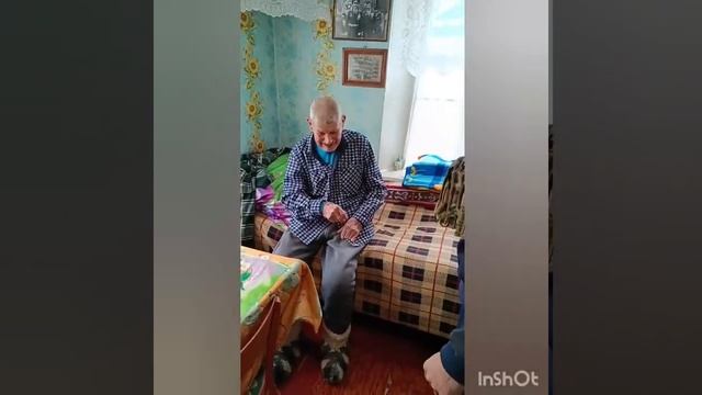 Ветеран ВОВ,104 года .Помним ! Своих не бросаем... смотреть онлайн