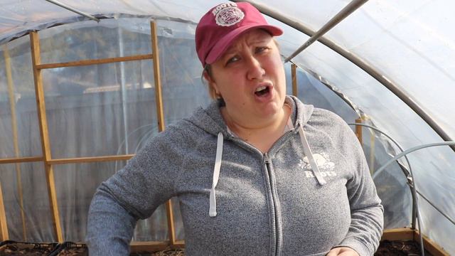 I'm Planting in February!?! // Let's Check on the Farm's Perennials // Green Bee Floral Co. смотреть онлайн