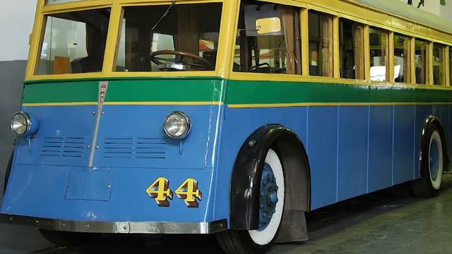 Что было необычного в первых троллейбусах СССР ЯТБ-1? смотреть онлайн