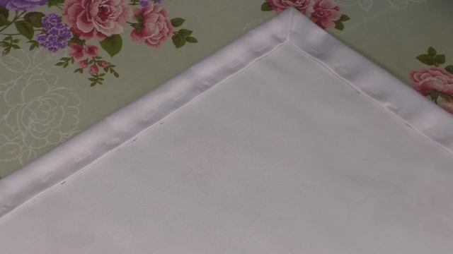 Как обработать угол квадратной салфетки. Новогодняя салфетка. смотреть онлайн