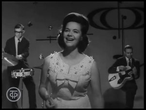 Ходит песенка по кругу -- Нина Дорда - 1967