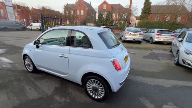 FIAT 500 L смотреть онлайн