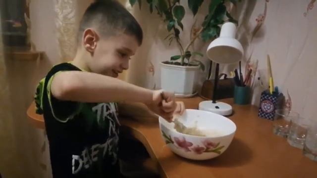 ЛЕПИМ ИЗ СОЛЕНОГО ТЕСТА смотреть онлайн