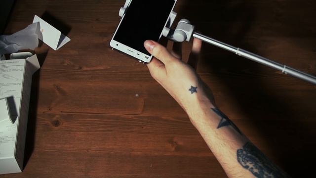 Mi Tripod Selfie Stick - обзор нового монопода с пультом от компании Xiaomi смотреть онлайн