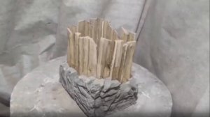 Как сделать вазон горшок для цветов своими руками. Клумба для цветов из ящика и дров за копейки