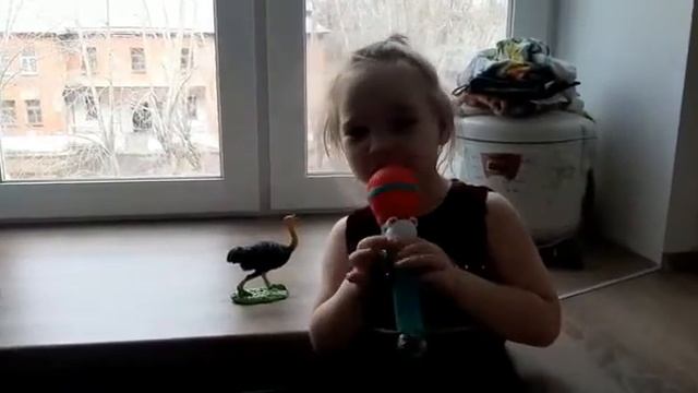 песенка от Маши.mp4 смотреть онлайн