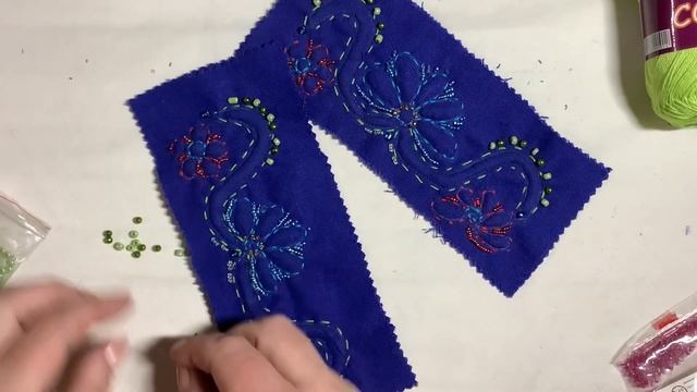 Манжеты в технике трапунто+ вышивка+ бисер. Красота состоит из деталей! смотреть онлайн