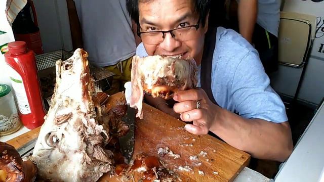 OUR VERSION OF GRILLED (LECHON ULO) HOW TO CHOP? смотреть онлайн