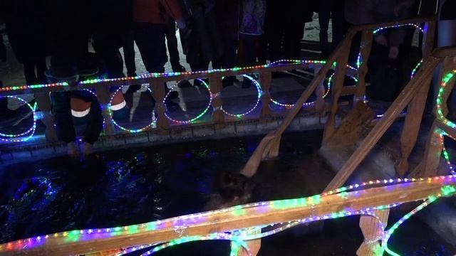 Православные Нурлата масштабно отметили праздник Крещения Господня смотреть онлайн