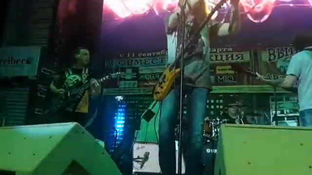 The Чиж & Co - Фантом (live in Korston, Serpukhov, 03.02.2018) смотреть онлайн