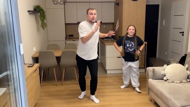 Top Moves!!! Kids Dancer