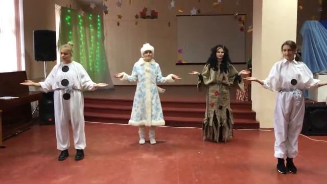 СЮЖЕТНО-ИГРОВАЯ ПРОГРАММА «НОВОГОДНЯЯ ИСТОРИЯ» смотреть онлайн