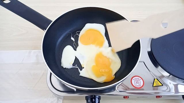 Тест антипригарного покрытия у сковороды Tefal Just 4212120 смотреть онлайн