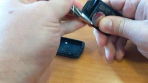 How to replace the battery in a Honda key Fob.