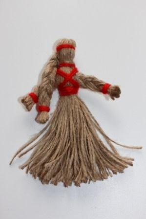 Джутовая куколка своими руками || Поделки из джута смотреть онлайн