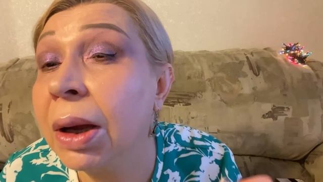 АСМР Макияж самой себе | Шёпот - ласковые слова , болтаем, шоколадные конфеты с чаем | ASMR Makeup смотреть онлайн