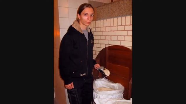 Посещение музея Хайнекен в Амстердаме смотреть онлайн