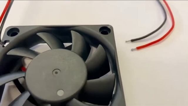 Вентилятор RQD 6015MS 12VDC (ОЗОН 510384 )(ВБ 81470480) смотреть онлайн