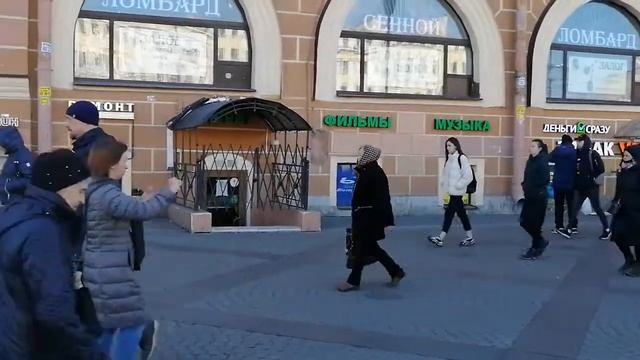 Сенная площадь. Вход - выход из метро Садовая. смотреть онлайн