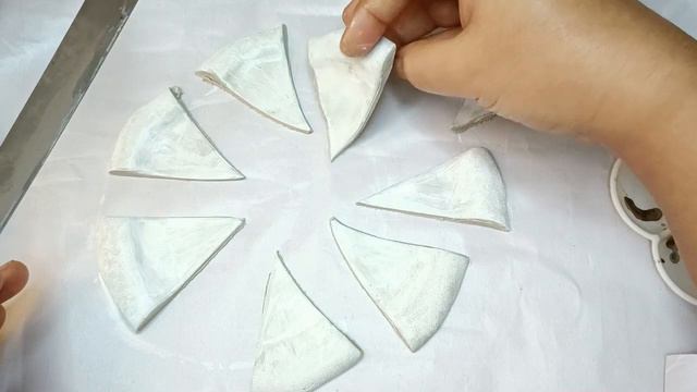 Life size Pizza and its board food frame | Handmade using Fevicryl Mouldit & Hobby India MDF Board смотреть онлайн