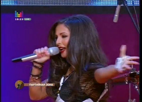 Нюша — Наедине — "Партийная зона" Муз-ТВ — 5.10.14 смотреть онлайн