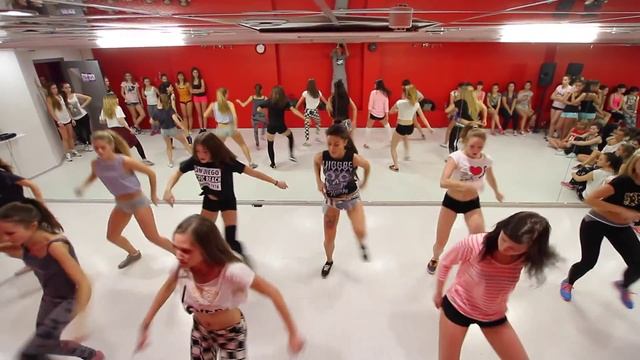 HECTOR Y TITO - AY AMOR | REGGAETON | CHOREOGRAPHY BY LESSSI