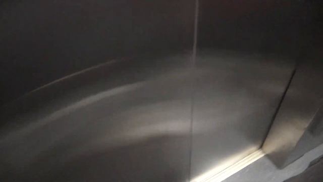 GOING UP 147 FLOORS! CN Tower Toronto REVISITED! Queue, Elevator Rides & Observatory Views! (2022) смотреть онлайн