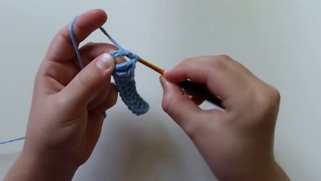 Как вязать столбики с двумя накидами ? Урок №6. смотреть онлайн