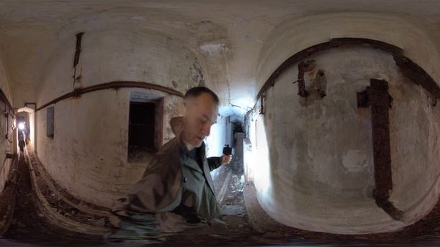 Внутри форта Обручев смотреть онлайн