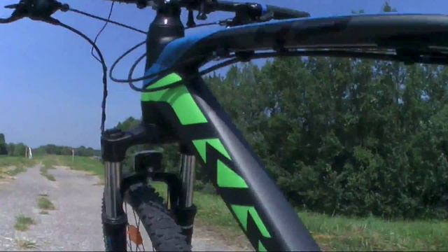 KROSS Level R2 27,5" MTB смотреть онлайн