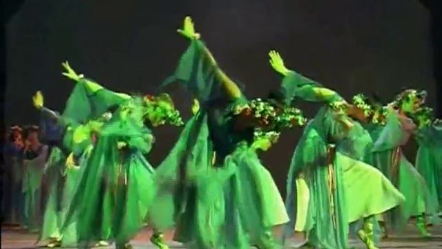 Dance "Russian flower" (Цветы России) смотреть онлайн