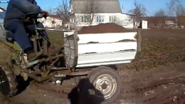 Верхом на мотоблоке. Рабочий процесс смотреть онлайн