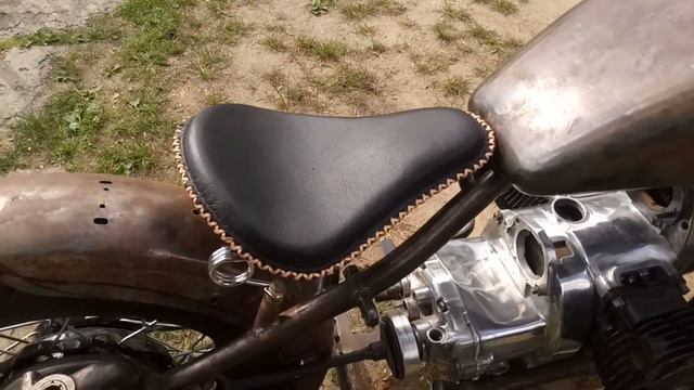 Кастом вихлоп та сідушка на К-750, Урал, Днепр боббер смотреть онлайн