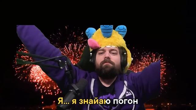 Американец поет в караоке русскую песню "Младший Лейтенант" смотреть онлайн