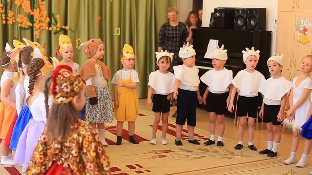 Шкода!!! Песенка про бабушку. Марк подрался на утреннике смотреть онлайн