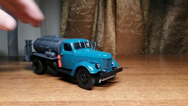 Д-251(150) | ВЕЛИКИЙ ГУДРОНАТОР | ЛЕГЕНДАРНЫЕ ГРУЗОВИКИ СССР ОТ MODIMIO COLLECTION | №33 смотреть онлайн