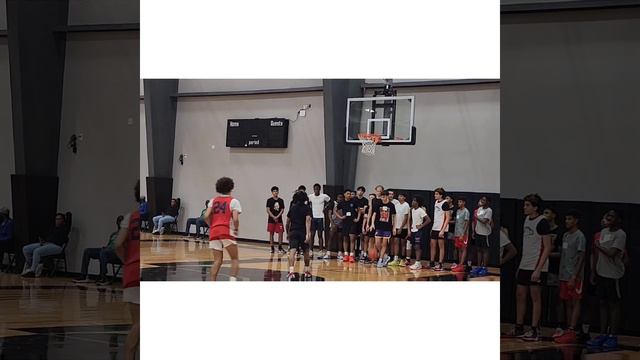 Uriah Boutte @ubhoops10 at Recruit Nation S Region Prospect Showcase 2022. Dunk Contest and 1 ON 1' смотреть онлайн