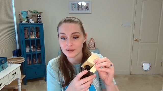 BoxyCharm Base Box May 2022 | Kat Burki WHO? смотреть онлайн