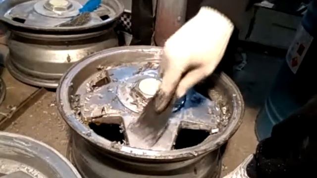 УНИЧТОЖИТЕЛЬ КРАСКИ В-52 смотреть онлайн