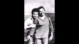 Владимир Высоцкий - Я поля влюбленным постелю.