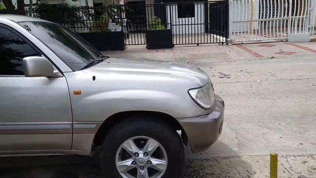 TOYOTA LAND CRUISER MODELO 1999 смотреть онлайн