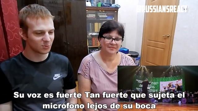 RUSSIANS REACT to Juan Gabriel - Abrázame Muy Fuerte (En Vivo 2013) | REACTION смотреть онлайн