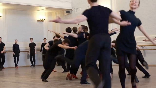 Репетиция русского танца "Вензеля". Балет Игоря Моисеева. смотреть онлайн
