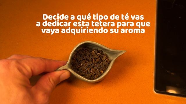 ?Cómo ESTRENAR una TETERA de arcilla - proceso PASO a PASO ? / Cómo lavar a fondo tu tetera смотреть онлайн