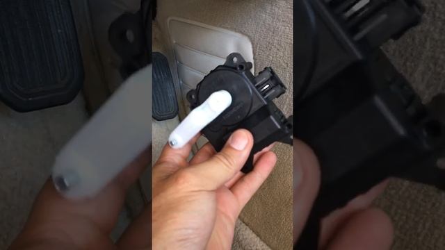 Replacing A/C Actuator Lexus